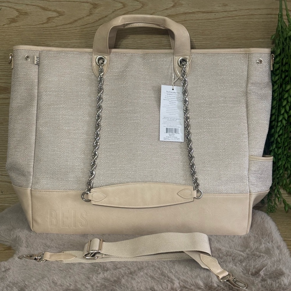 The Woven Tote in Beige
BEIS limited edition
